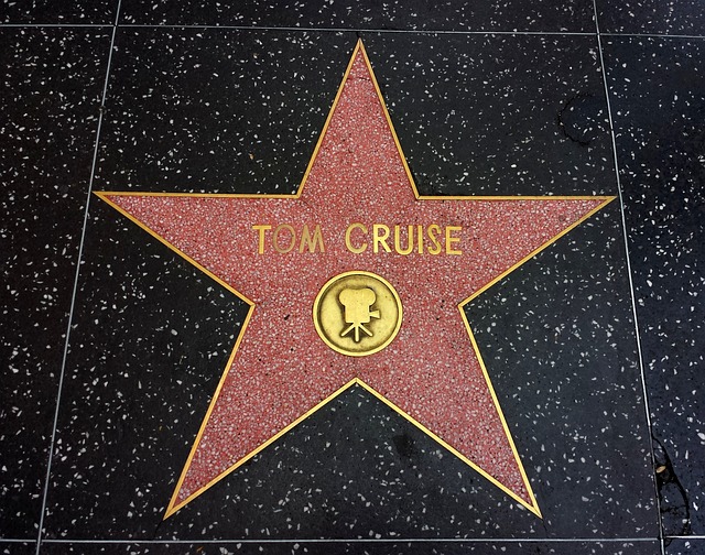Tom Cruise plastika: Historie‌ změn ‍ve⁢ vzhledu⁤ slavného herce