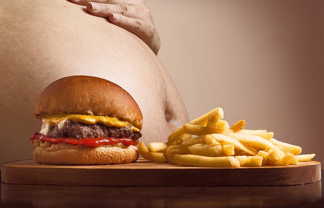Změny stravovacích návyků po zmenšení žaludku: doporučení a jídelní plán