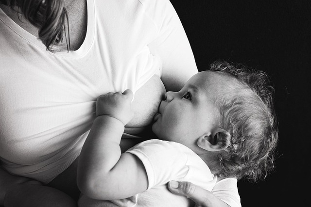 Podpora ‍pro ⁢kojení po plastické⁣ operaci prsou: Možnosti a ⁤doporučení