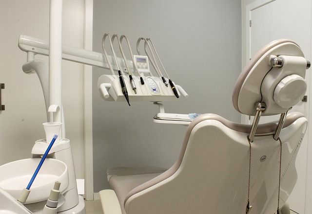 Časté otázky týkající se⁢ ceny operace ‍zubu