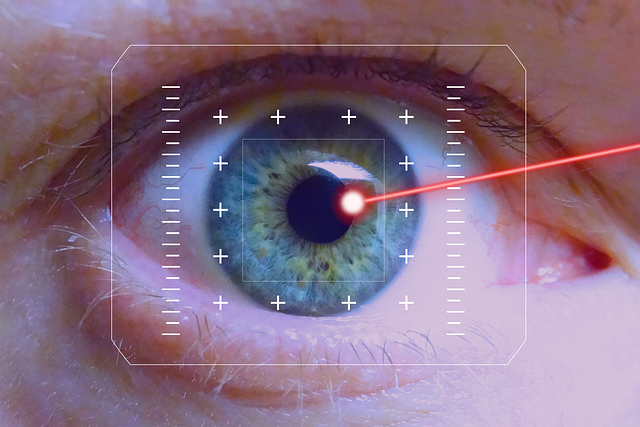 Laserová operace očí cena: Kolik stojí laserový zákrok?