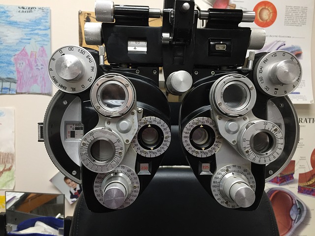 Základní informace o astigmatismu a jeho operaci