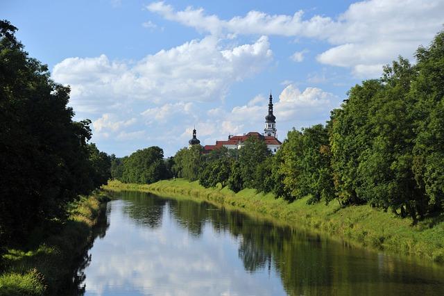 Kde najít cenově dostupné a kvalitní služby bělení zubů v Olomouci?